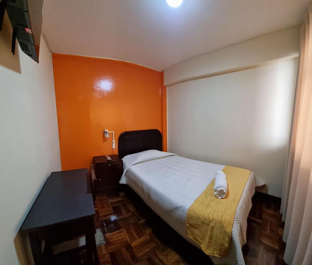 Hotel Express La Paz Exterior photo