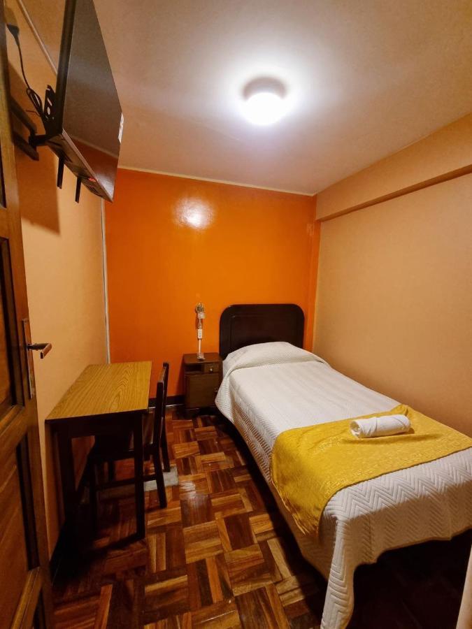 Hotel Express La Paz Exterior photo