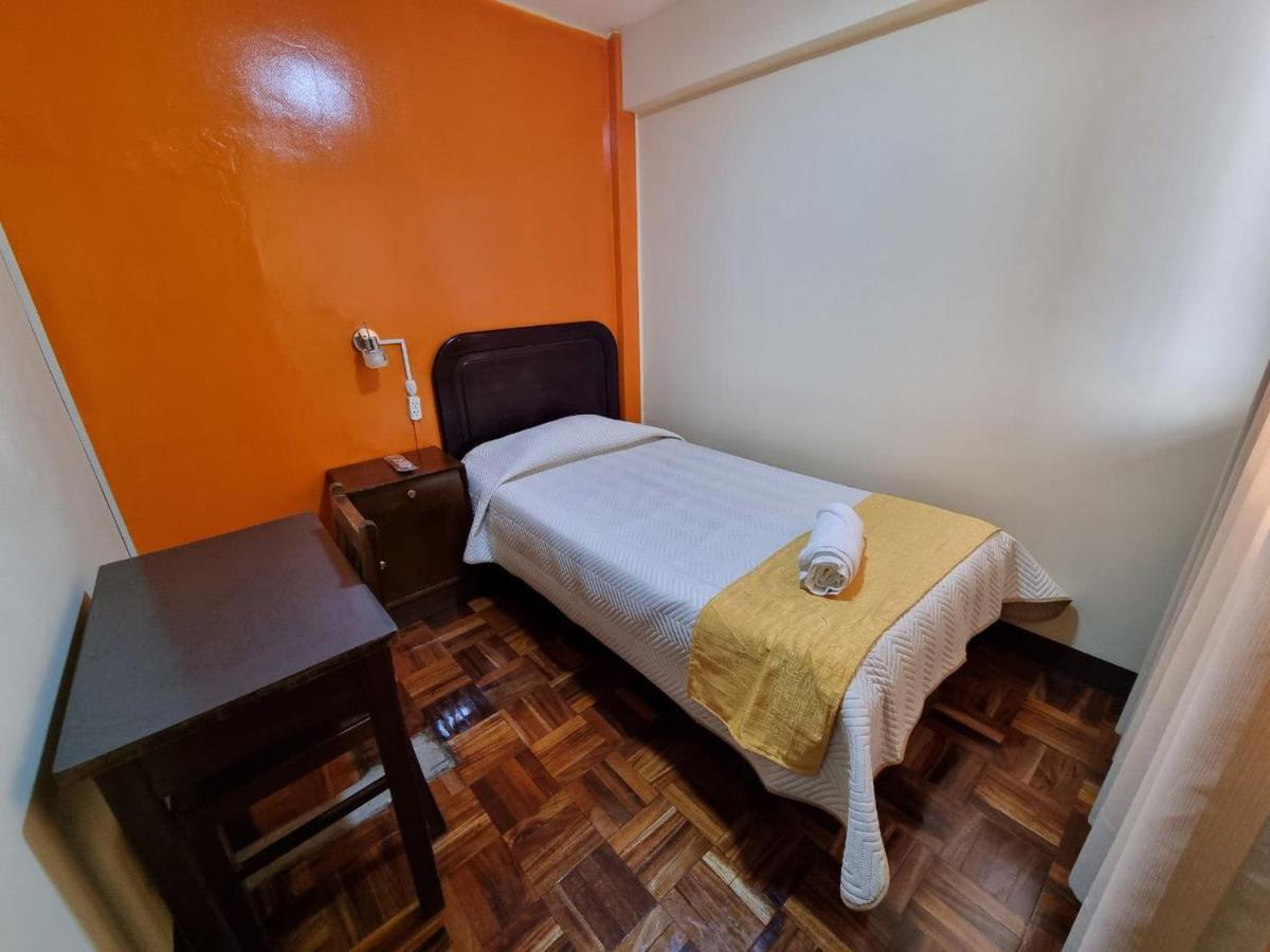 Hotel Express La Paz Exterior photo