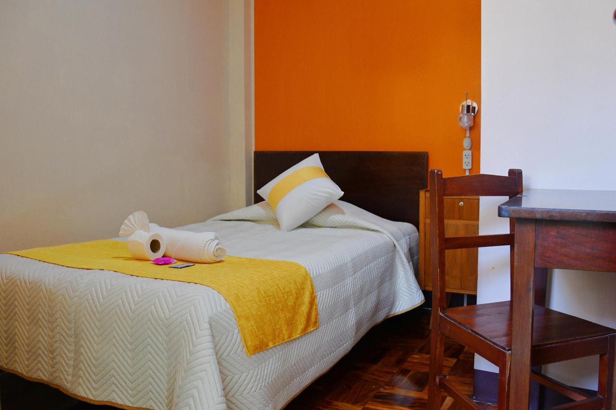 Hotel Express La Paz Exterior photo