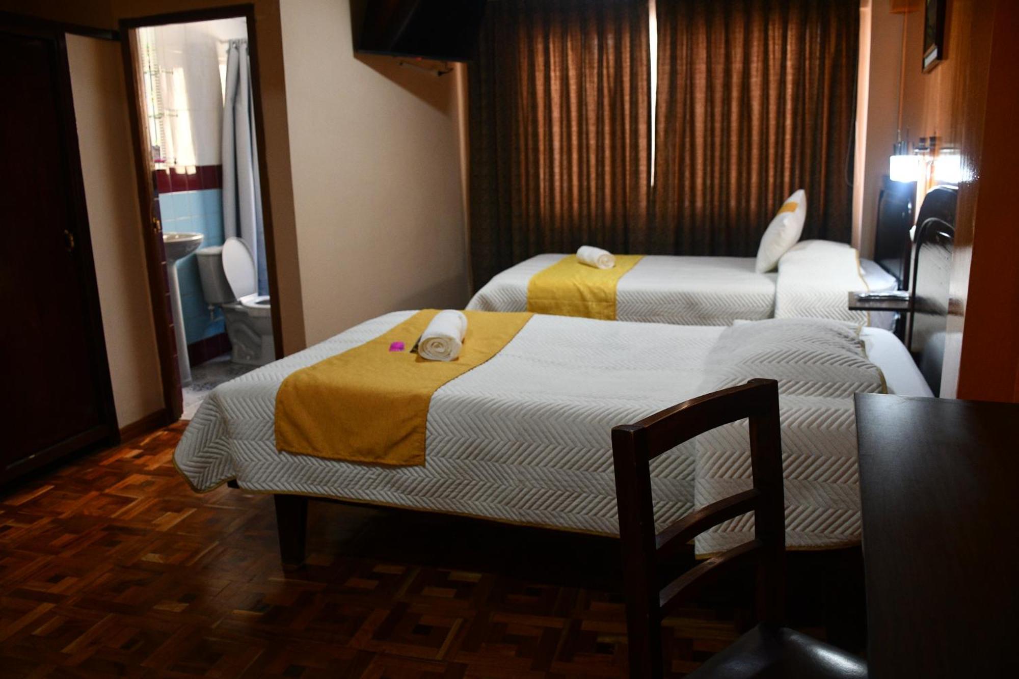Hotel Express La Paz Exterior photo